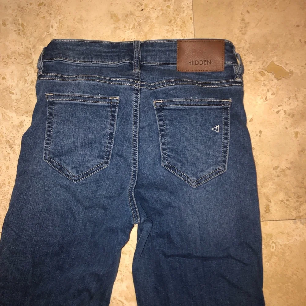 Hidden Jeans stretch Flare high waist w raw hem size 25 used - Picture 11 of 13